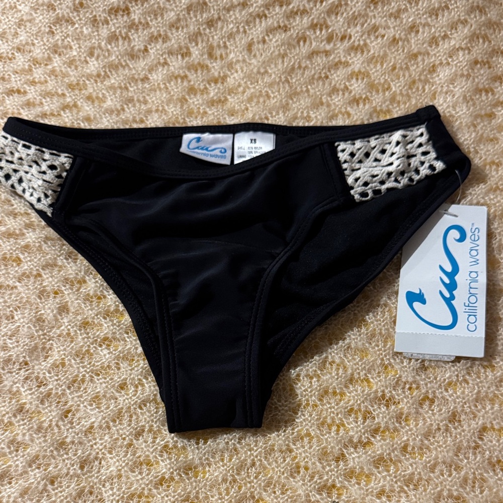 California Waves Black and White Bikini Bottom